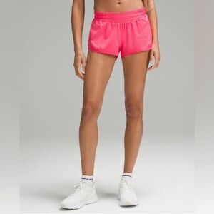 Lululemon hotty hot low rise lined short 2.5”
